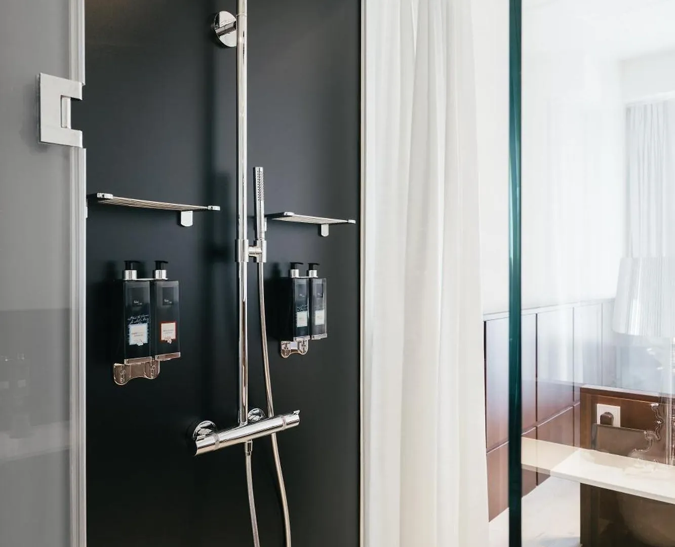 Ruby Lilly Hotel Munich
