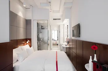 Ruby Lilly Hotel Munich
