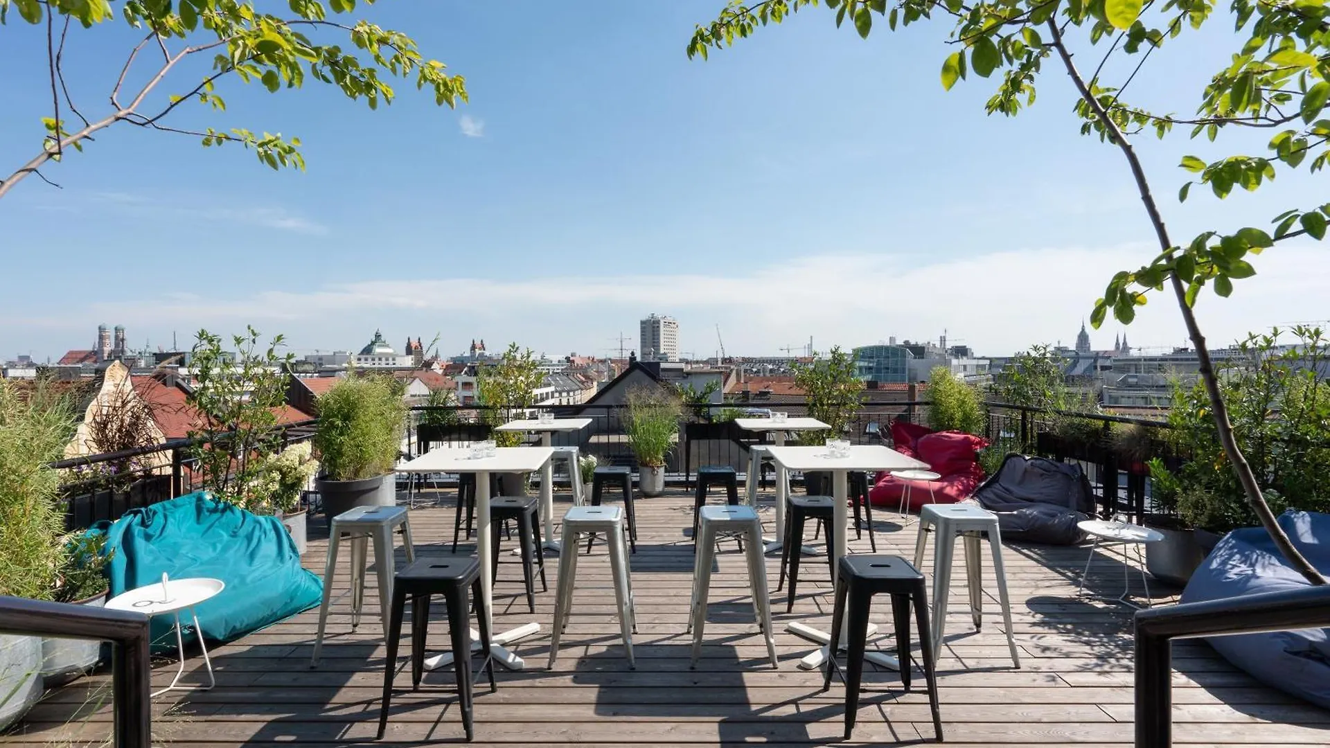 Ruby Lilly Hotel Munich